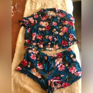 Victoria’s Secret short cotton PJ set